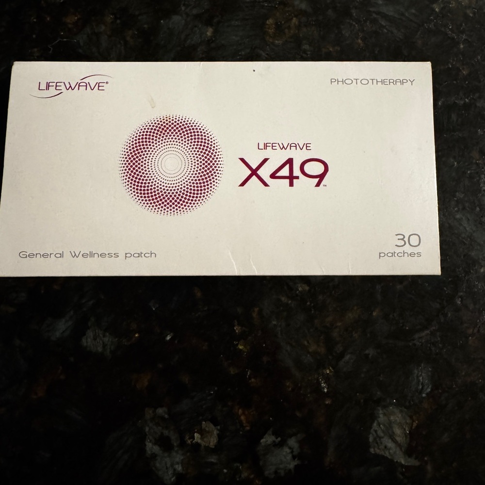 Lifewave X49 Phototherapy General Wellness Patch - White with Maroon Accent